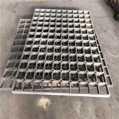 耐熱鋼料盤鑄件.jpg 耐熱鋼料盤鑄件.jpg